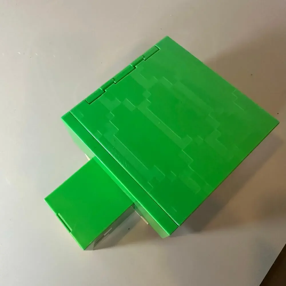 Mattel Minecraft HDW14 Transforming Turtle Hideout Playset Toy Incomplete